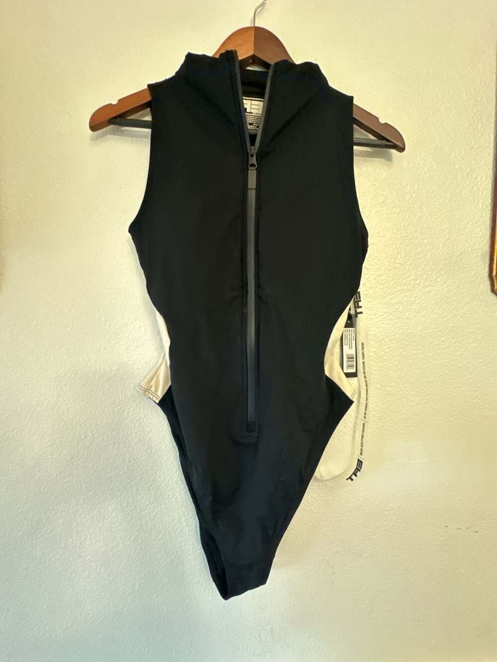 TA3 Hi Cut Sleeveless Surfy Swimsuit Size L Regular/Long Black White NWT
